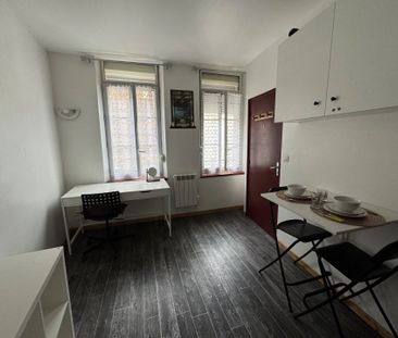 Location Appartement 1 pièces 16 m2 à Saint-Quentin - Photo 3