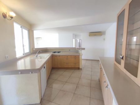 MAISON T4 bis QUARTIER MONTGERALD - Photo 4