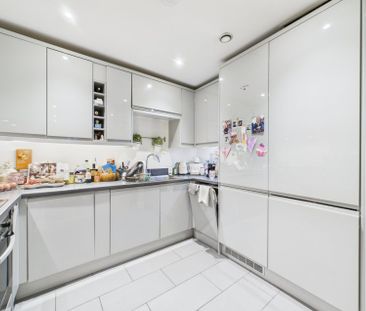 The Courtyard, High Street, Staines-Upon-Thames,TW18 - Photo 5