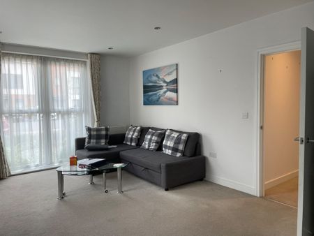 2 Bed Flat, Bedwyn Mews, RG2 - Photo 2