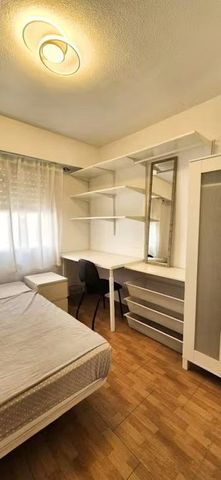 Carrer de Polo y Peyrolón, Valencia, Valencian Community 46021 - Photo 5