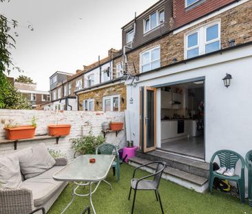 5 bedroom terraced house to rent - Photo 4