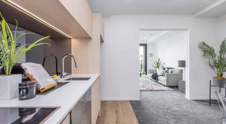 Luxury Living - Photo 4