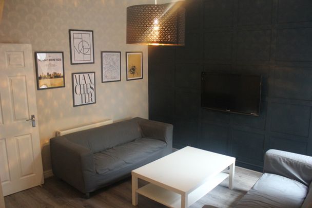 8 Bed Terraced House, Fairbank Avenue, M14 - Photo 1