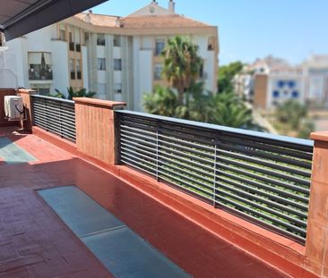 Tríplex en Alquiler en Sitges – A 5 Minutos de la Playa con Terraza... - Foto 6