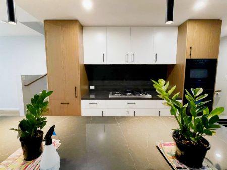 3 bed 2 bath - Photo 4