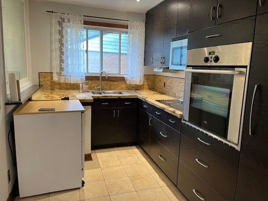 For Lease - 368 Bent Crescent Unit# Main, Richmond Hill, Ontario - Photo 1