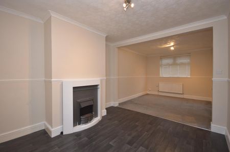 3 bedroom house - Photo 5
