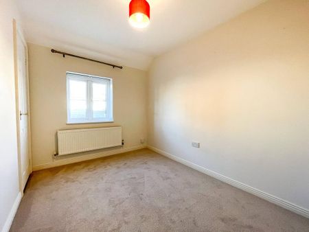 3 bedroom semi-detached house to rent - Photo 3