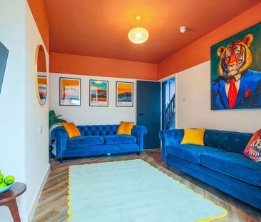 Newley refurbished property close to UHW Room 3 - Photo 1