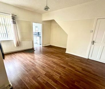 3 bedroom terraced house to rent - Photo 4