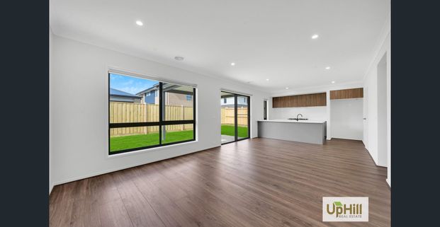 Modern Family Home in Prime Clyde North Location Now available for Rent! 14 Labrador Street, Clyde North - Photo 1