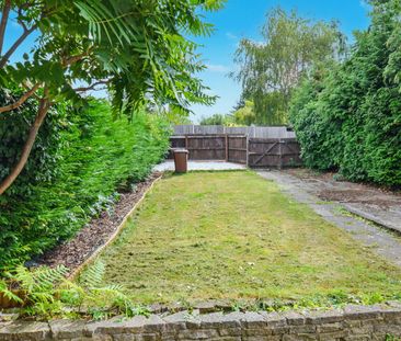 Semi-detached house to rent on - Photo 5