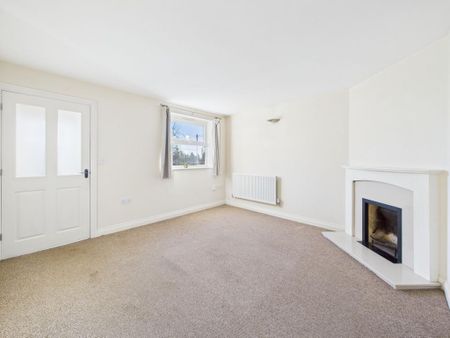 2 bedroom end of terrace house to rent - Photo 2