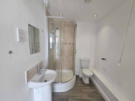 2 bedroom flat to rent - Photo 5