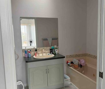 Gorgeous 3-bedroom unit in the heart of Wynyard - Photo 1