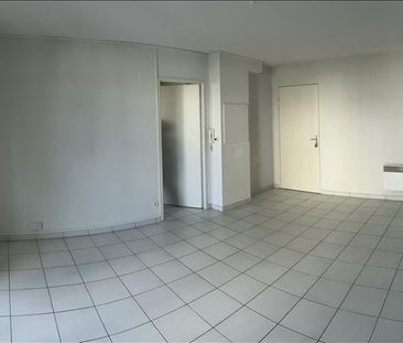 Location Appartement 2 pièces 45m² LANNION 22300 - Photo 6