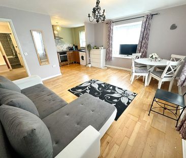 Goresbrook Road, Dagenham, RM9 - Photo 1