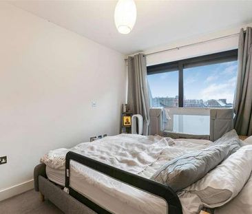 St. Mary's Road, Surbiton, KT6 - Photo 5