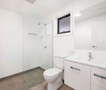 Modern One Bedroom/Studio Apartment - Photo 1