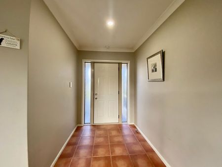 Spacious & Perfectly Positioned in Prebbleton - Photo 2
