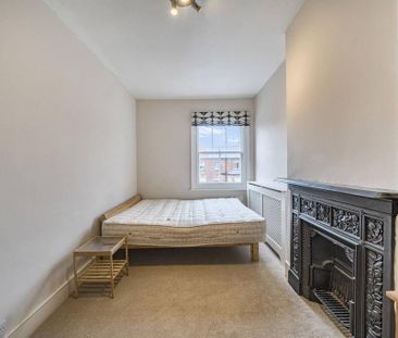 3 bedroom maisonette to rent - Photo 6