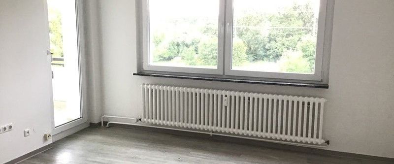 Geräumige 3 Zimmer-Wohnung mit Balkon in grüner Lage - Foto 1