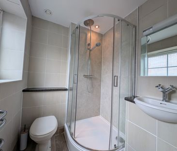 3 bedroom apartment to rent - Photo 5