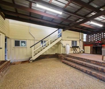 WARM & WELCOMING FEMALE SHARE HOUSE – ROOM AVAILABLE NOW - Photo 5