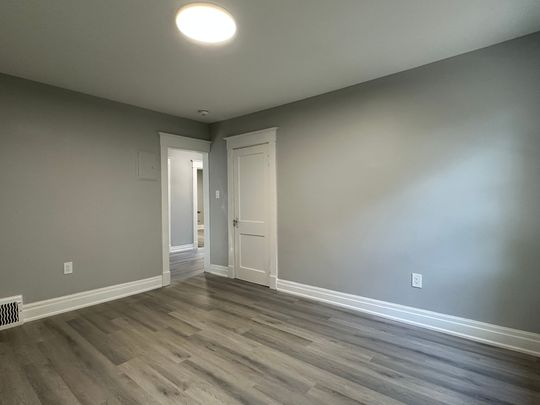 For Lease - 27 Water Street Unit# unit B, St. Catharines, Ontario - Photo 1