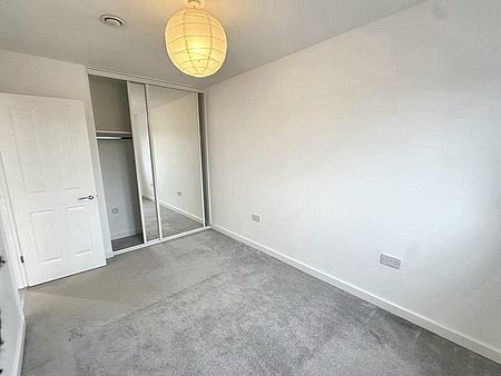 East Hall Close, Sittingbourne, Sittingbourne, ME10 3TS - Photo 2