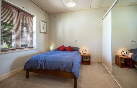Cozy Home In A Great Location! - Photo 4