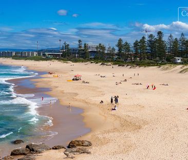 Refined Coastal Living with Space, Light and Style - Photo 2