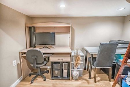 For Lease - 5335 Flatford Road Unit# Basement, Mississauga, Ontario - Photo 4