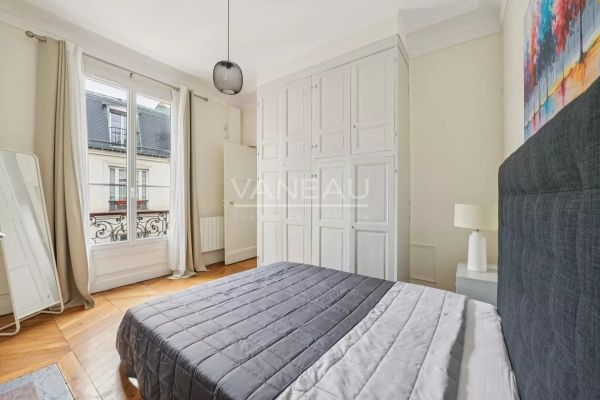 Appartement à louer à Paris 8Ème - Photo 1