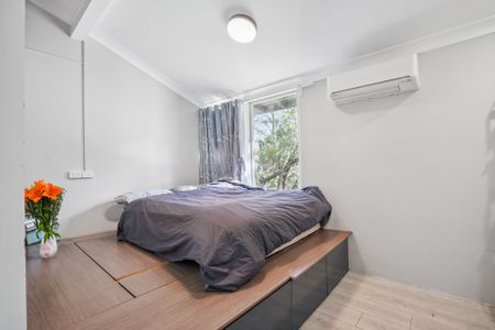 Peaceful Retreat Close to Everything You Need!! - Photo 4