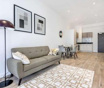 Swindon, Wiltshire, SN2 - Photo 3