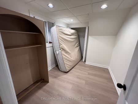 For Lease - 3 salt creek Avenue Unit# bsmt, Richmond Hill, Ontario - Photo 2