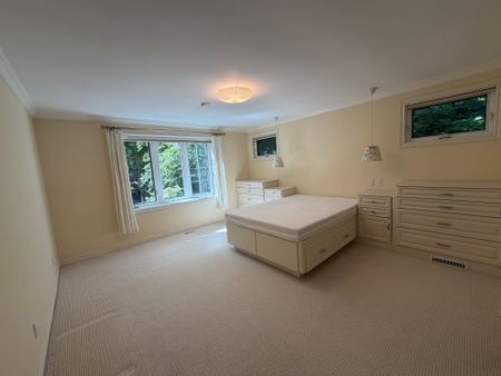 For Lease - 117 Watson Avenue, Oakville, Ontario - Photo 3