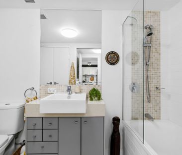 MODERN APARTMENT WITH MASSIVE PRIVATE OUTDOOR DECK - Photo 5