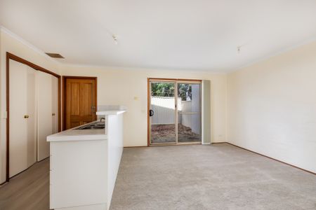 6/43 Port Jackson Circuit, Phillip ACT 2606 - Townhouse For Rent | Domain - Photo 2