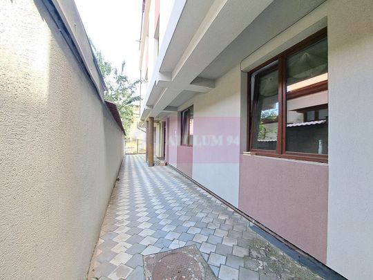 Vilă P+3, 12 camere, 300 mp – birouri/clinică/locuin?... - Photo 1