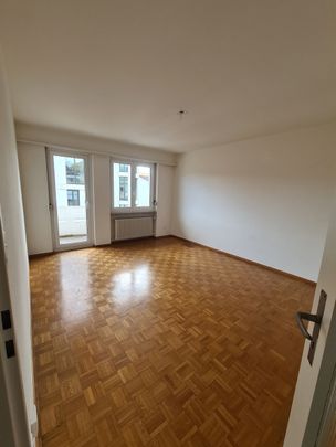 Charming ground floor apartment in Zurich-Altstetten limited until 30.09.2027! - Photo 1