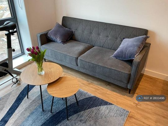 1 bedroom flat to rent - Photo 1