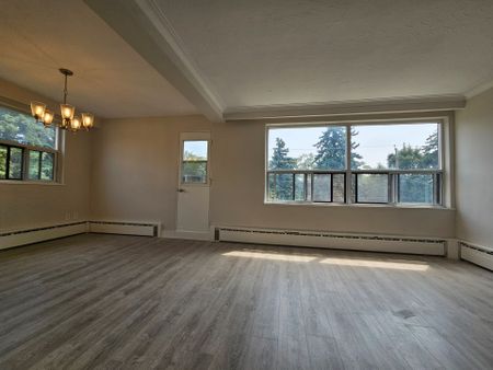 For Lease - 18 Fraserwood Avenue Unit# 5, Toronto, Ontario - Photo 2