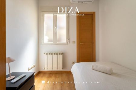 Luxury penthouse for rent in Madrid, Autonomous Region of Madrid - Photo 2