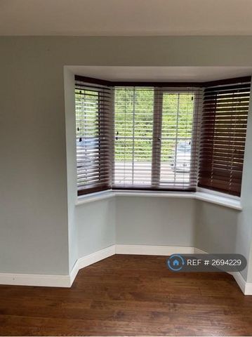 3 bedroom end of terrace house to rent - Photo 5