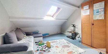 Appartement te huur in Andenne voor € 440 met 1 slaapkamer - Photo 2