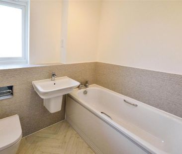 3 bedroom semi-detached house to rent - Photo 6