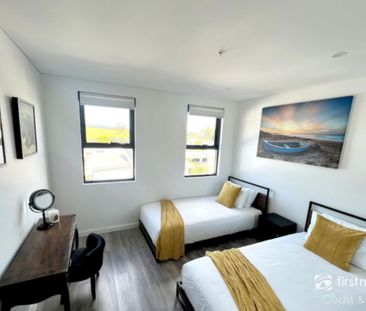 Contemporary living at its finest - Photo 4